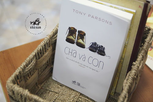 “Cha và Con” – Hãy cùng đọc tên tựa sách thật&nbsp;khẽ