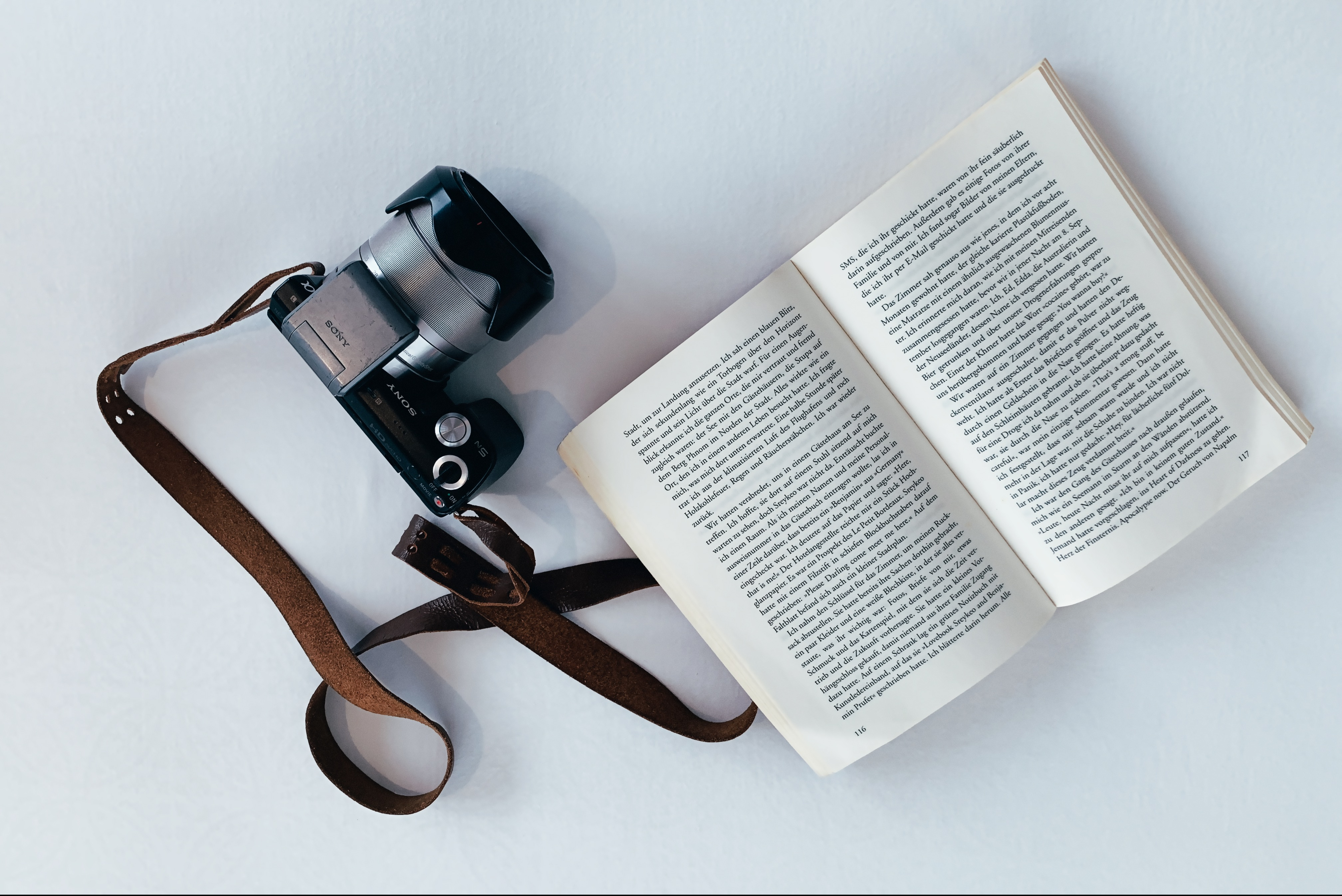 reading, embracing the life of myself and the&nbsp;whole