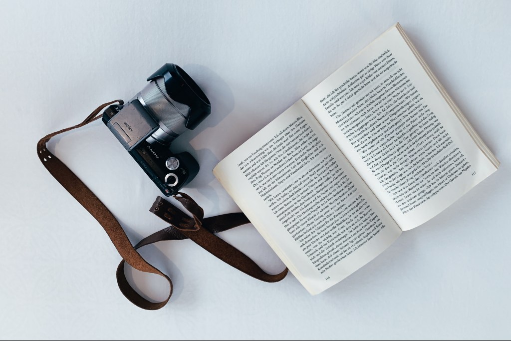 reading, embracing the life of myself and the&nbsp;whole